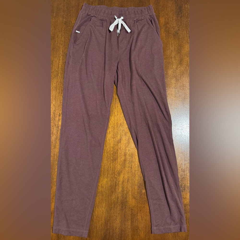 Vuori Men's Ponto Performance Pants in Burgundy - Medium - Picture 5 of 14